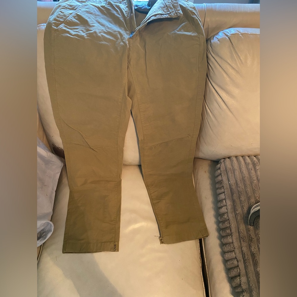 Eddie Bauer Khaki Pants 33/30